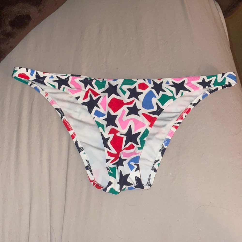 patterned bikini bottoms